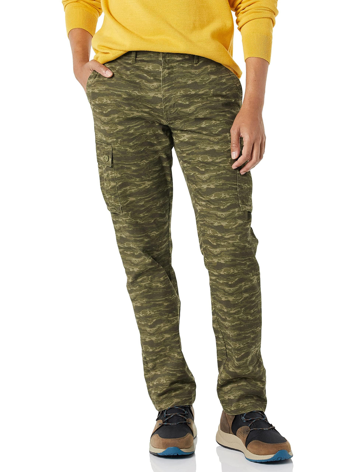 Amazon Essentials Men's Straight-Fit Breathable Stretch Cargo Pants (Available in Big & Tall)
