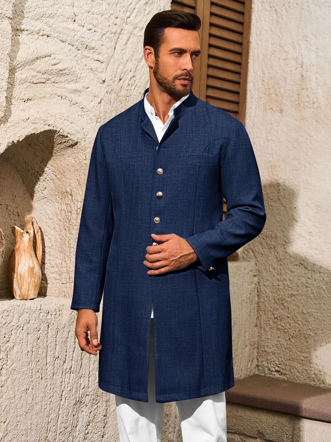 Men's traditional clothing