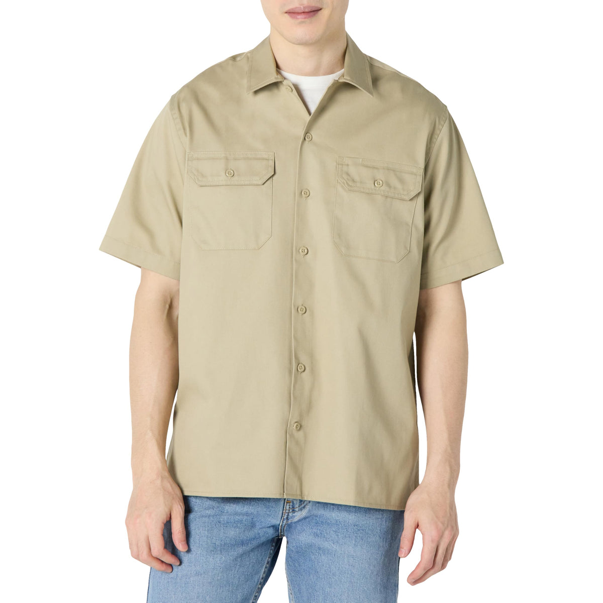 Amazon Essentials Men's Relaxed-Fit Stain and Wrinkle-Resistant Short-Sleeve Work Shirts