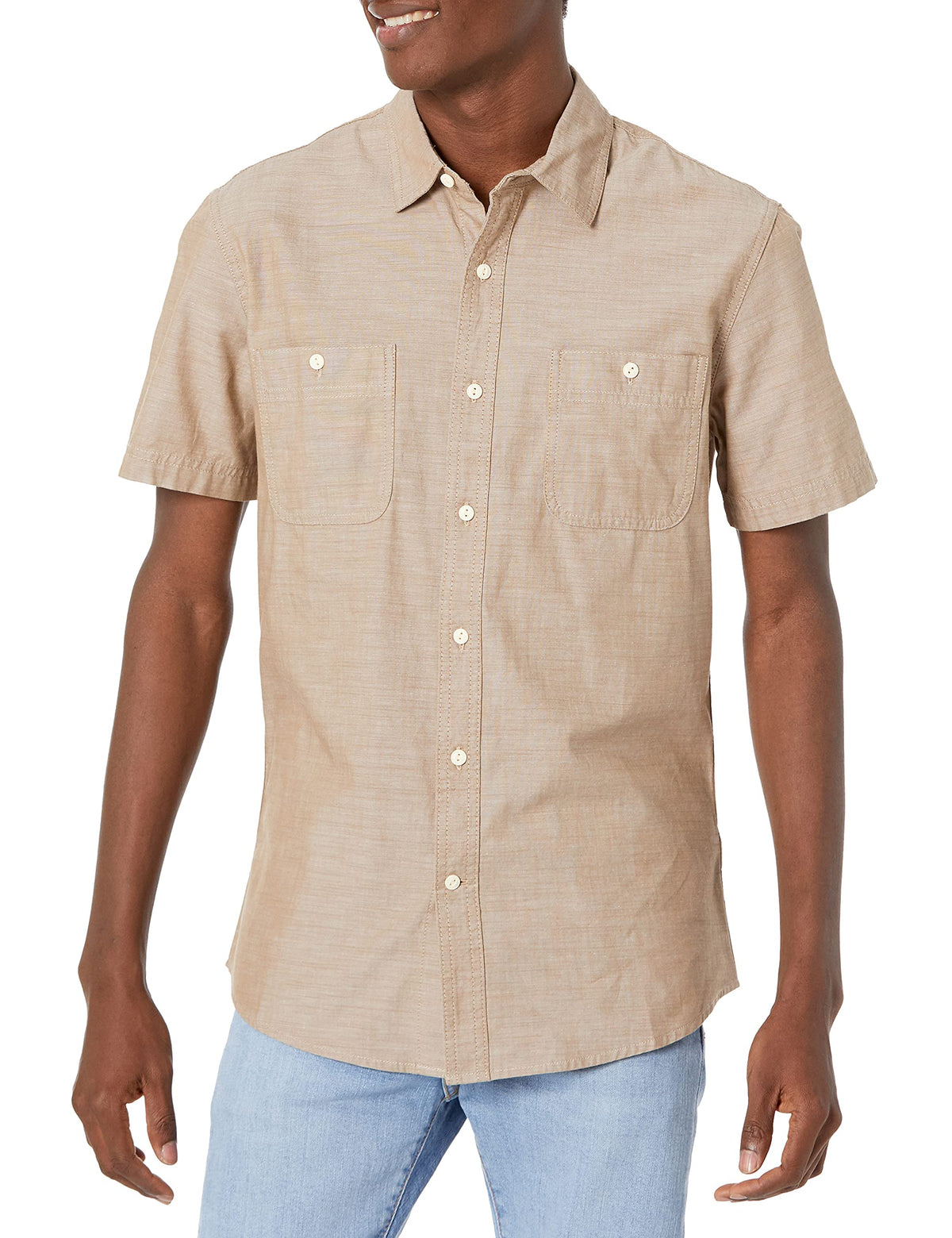 Amazon Essentials Men's Regular-Fit Short-Sleeve Button-Down 100% Cotton Chambray Shirt