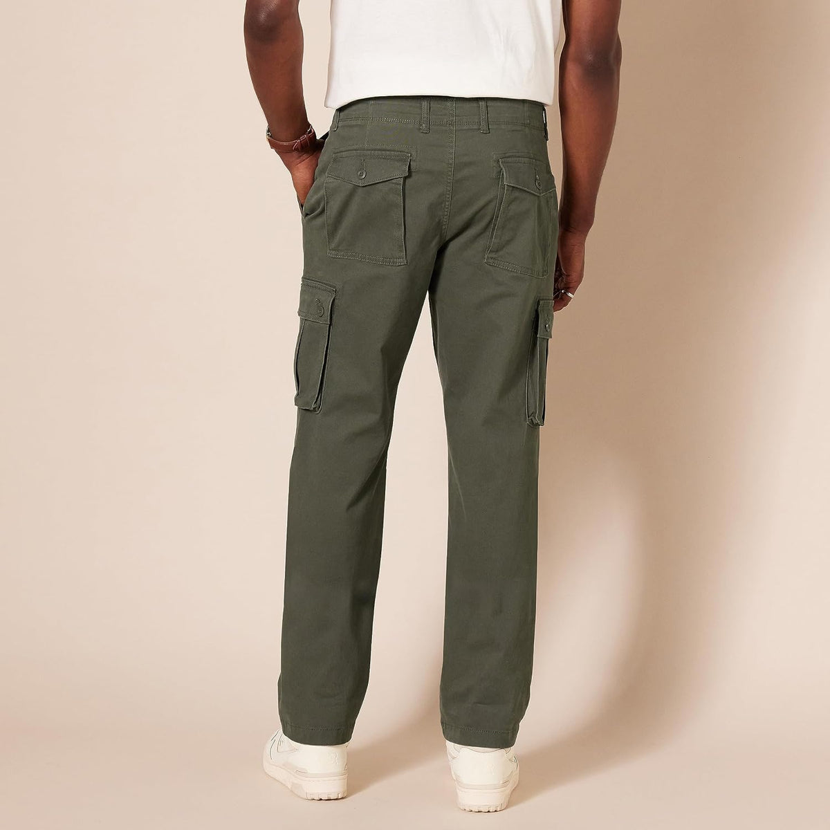 Amazon Essentials Men's Straight-Fit Breathable Stretch Cargo Pants (Available in Big & Tall)
