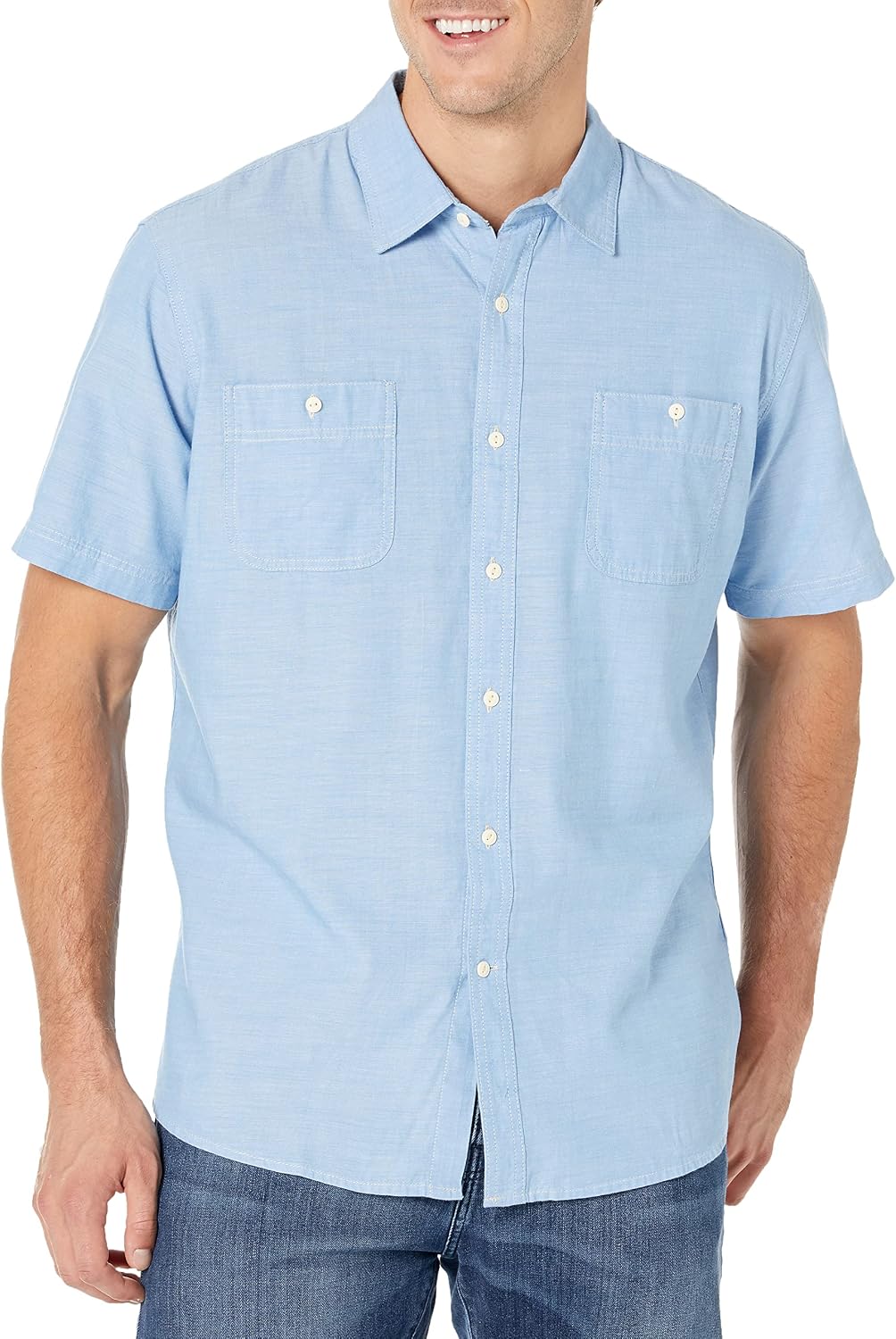 Amazon Essentials Men's Regular-Fit Short-Sleeve Button-Down 100% Cotton Chambray Shirt